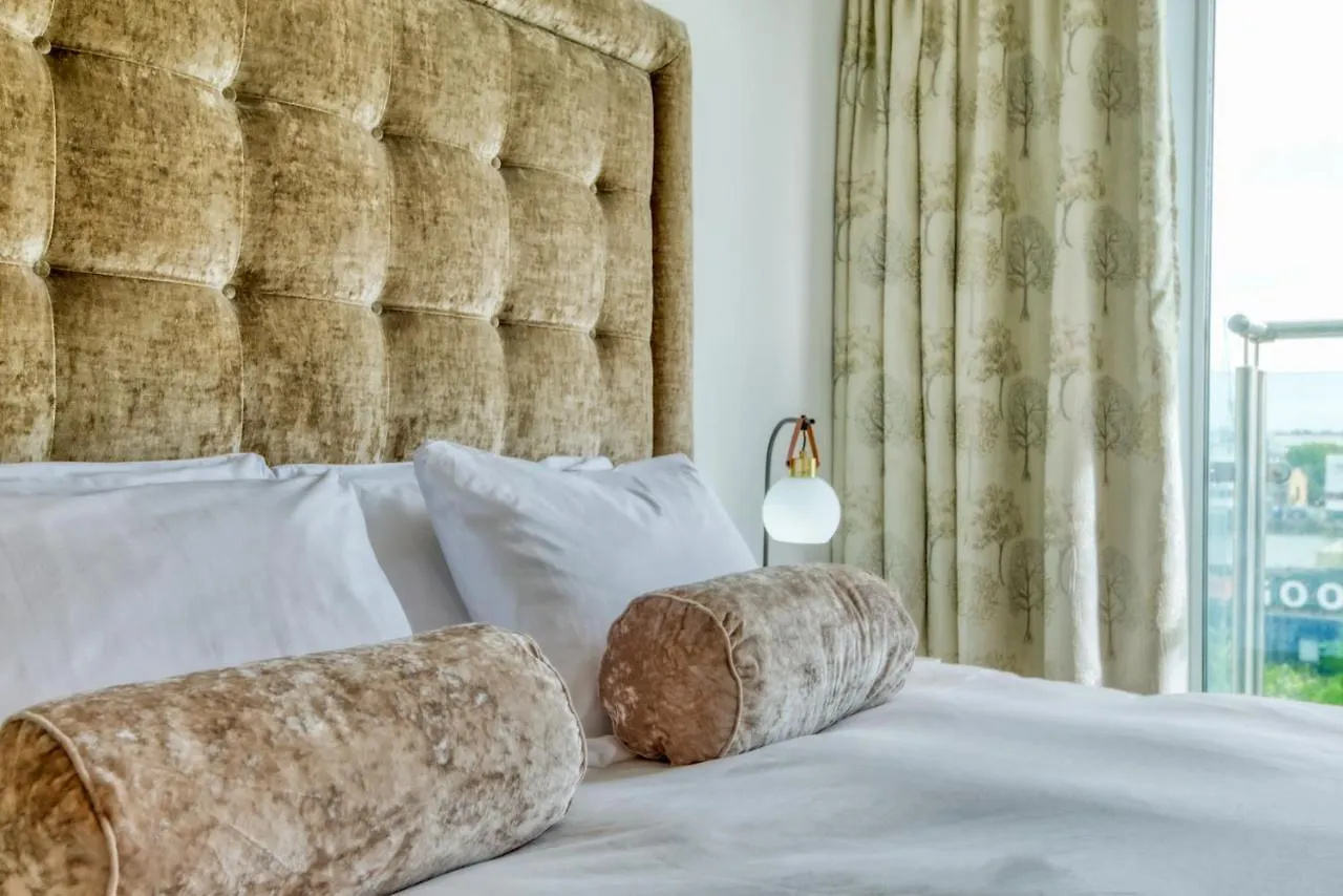 Austin David Apartments Excel London